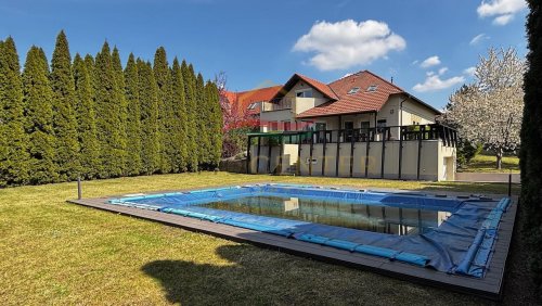 (AAA) Telki – eine der begehrtesten Wohngegenden bei Budapest (Lux019)