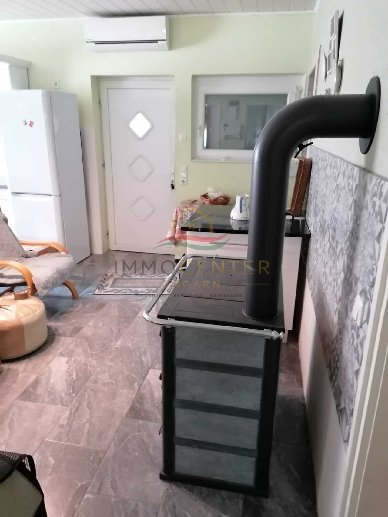 (AAA) Geräumiges Einfamilienhaus+ Einliegerwohnung in einer ruhigen, grünen Wohngegend (KK1981)