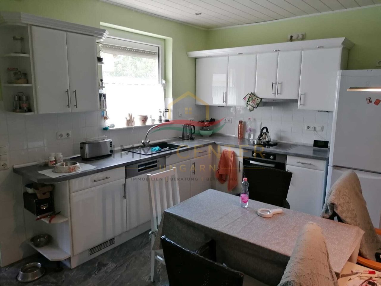 (AAA) Geräumiges Einfamilienhaus+ Einliegerwohnung in einer ruhigen, grünen Wohngegend (KK1981)