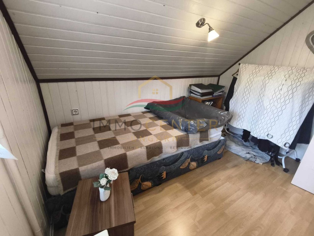 (AAA) Geräumiges Einfamilienhaus+ Einliegerwohnung in einer ruhigen, grünen Wohngegend (KK1981)