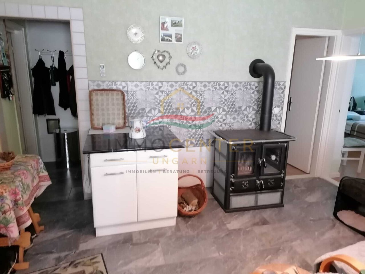 (AAA) Geräumiges Einfamilienhaus+ Einliegerwohnung in einer ruhigen, grünen Wohngegend (KK1981)