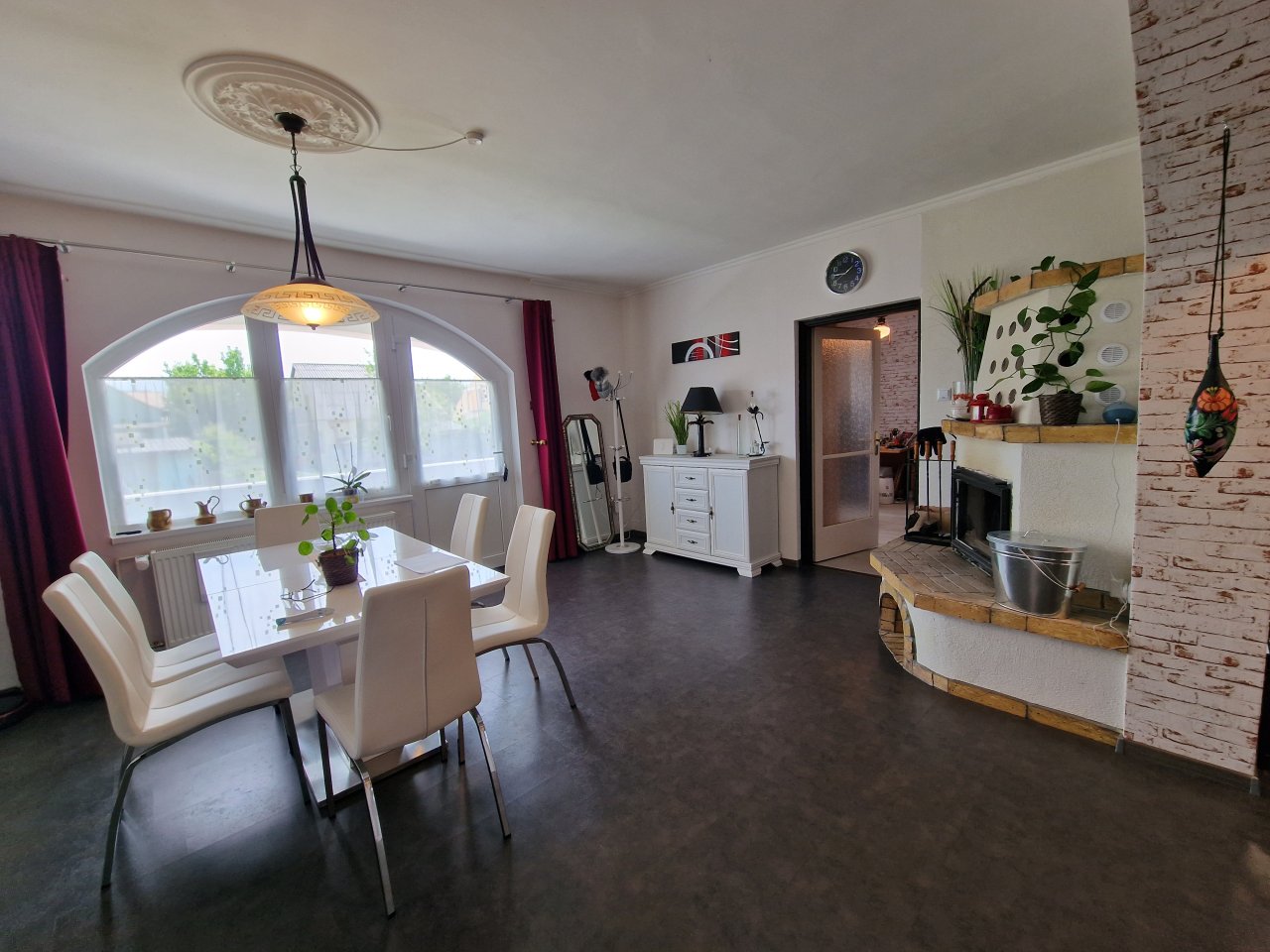 (AAB) Großes Landhaus mit Pool in ruhiger Lage bei Heviz (HCM306-4)