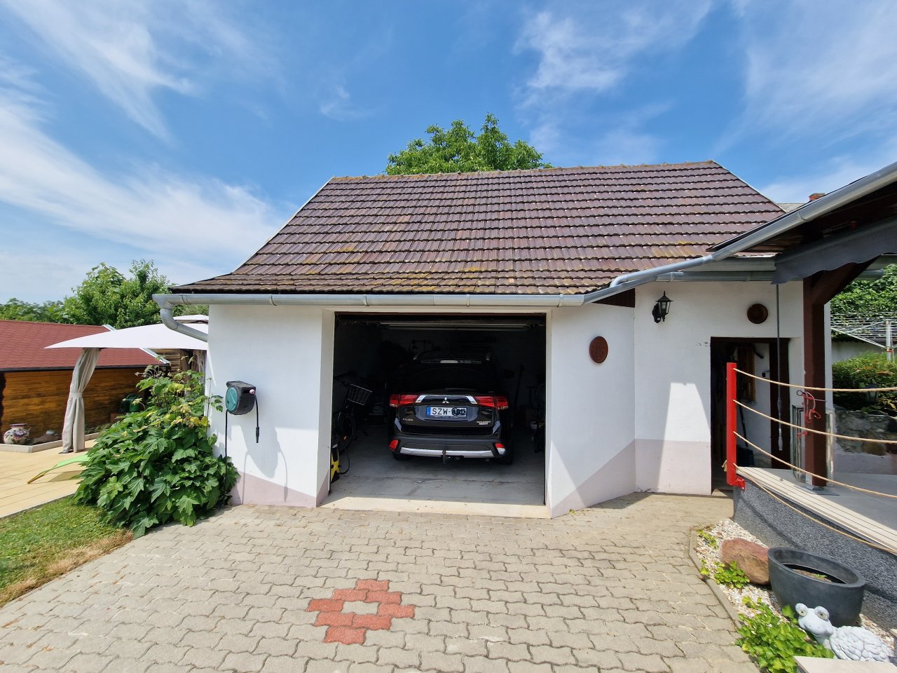 (AAB) Großes Landhaus mit Pool in ruhiger Lage bei Heviz (HCM306-4) — Garage 1