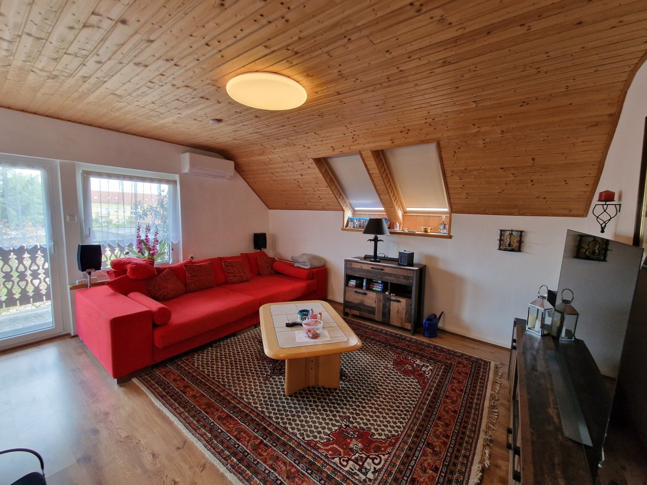 (AAB) Großes Landhaus mit Pool in ruhiger Lage bei Heviz (HCM306-4) — Wohnzimmer oben