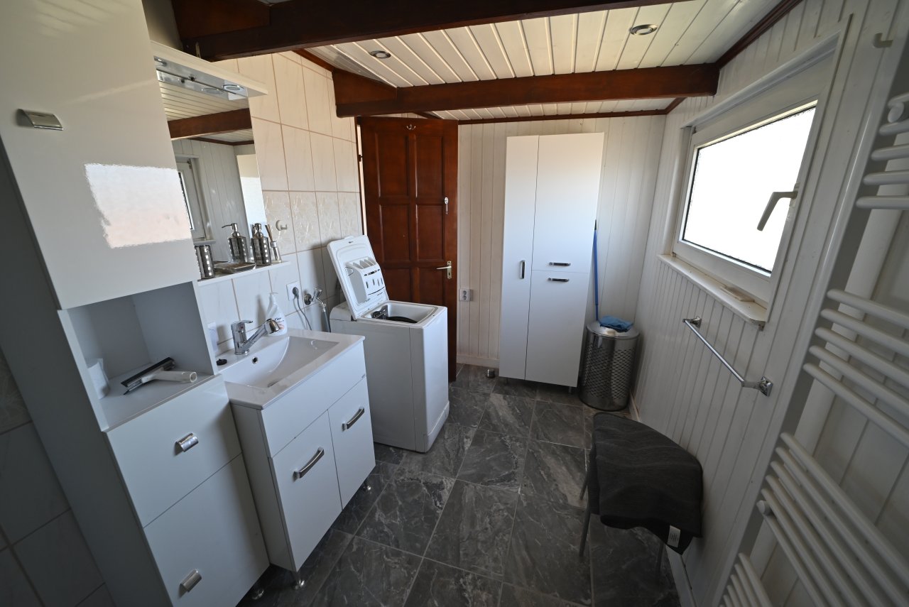 (BAB) Wunderschönes ungarisches Landhaus mit großem Grundstück und Pferdeboxen (HCM307-5) — apartamento de invitados