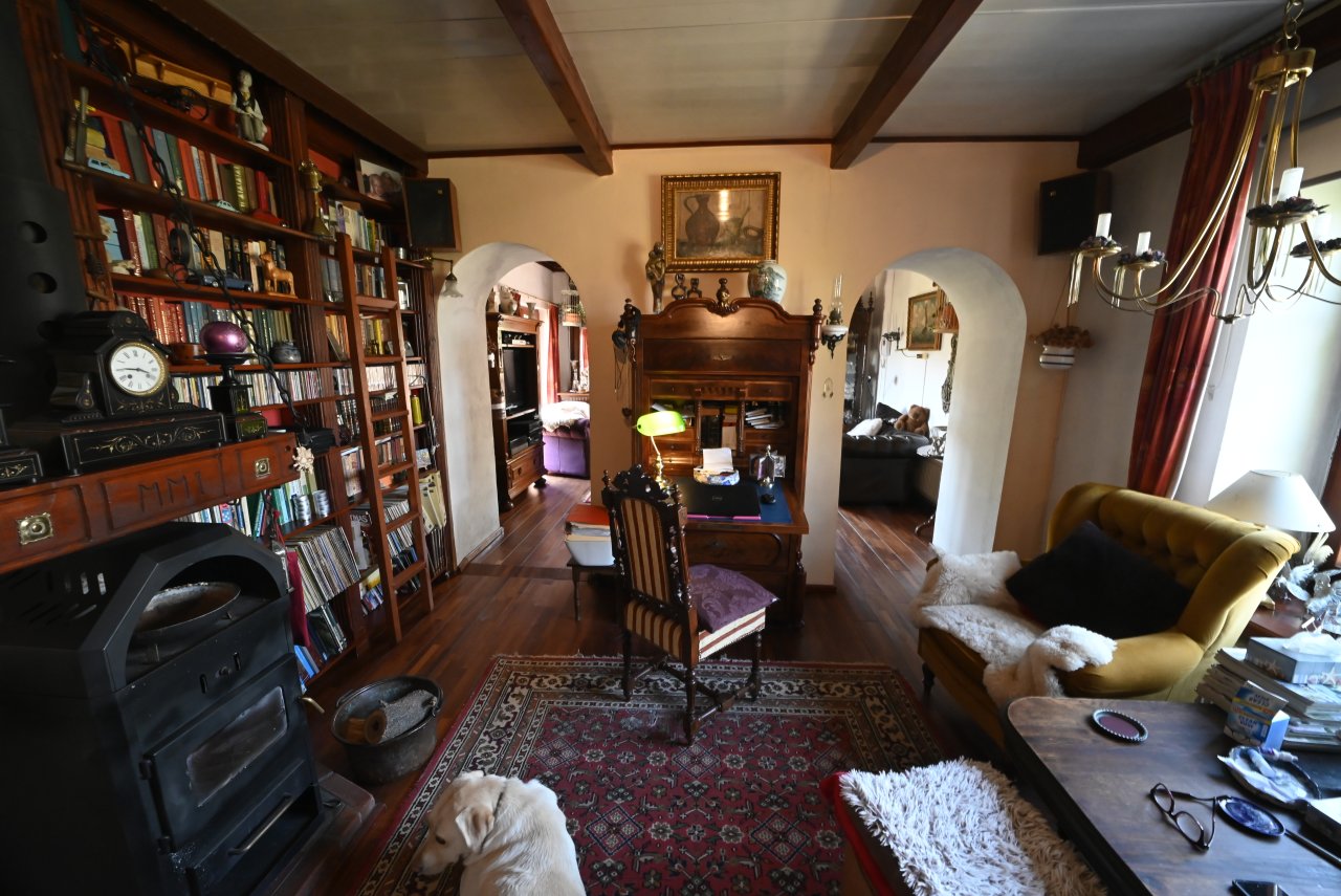(BAB) Wunderschönes ungarisches Landhaus mit großem Grundstück und Pferdeboxen (HCM307-5) — sala