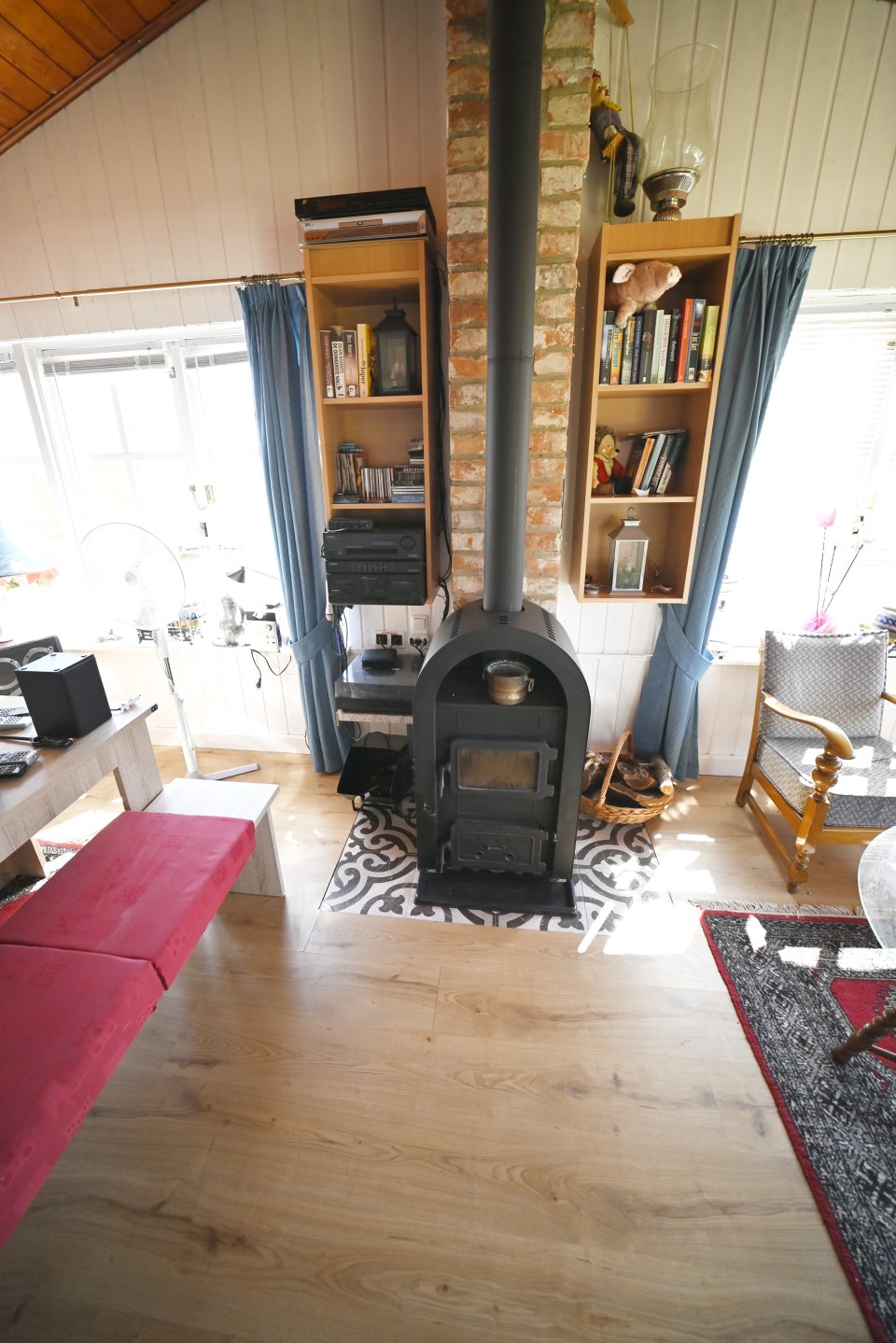 (BAB) Wunderschönes ungarisches Landhaus mit großem Grundstück und Pferdeboxen (HCM307-5) — apartamento de invitados