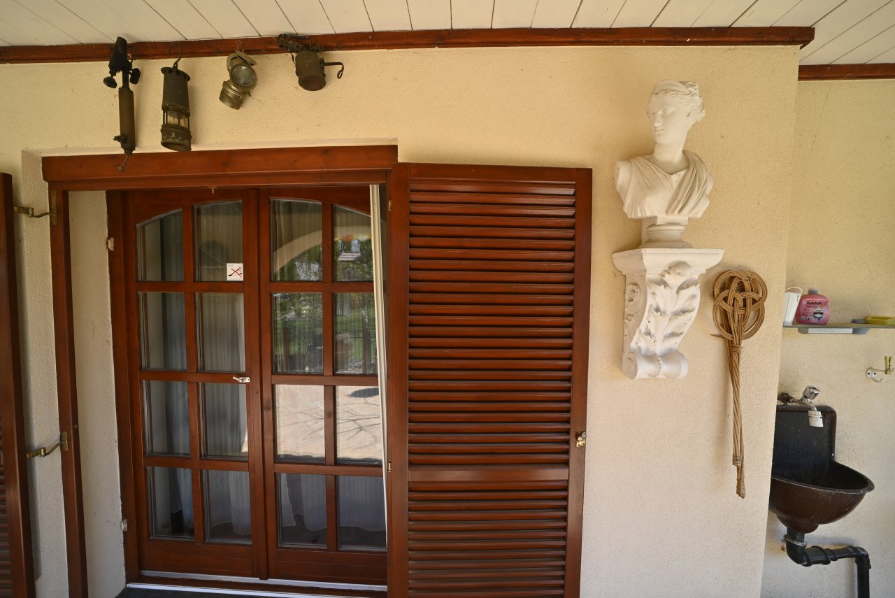 (BAB) Wunderschönes ungarisches Landhaus mit großem Grundstück und Pferdeboxen (HCM307-5)