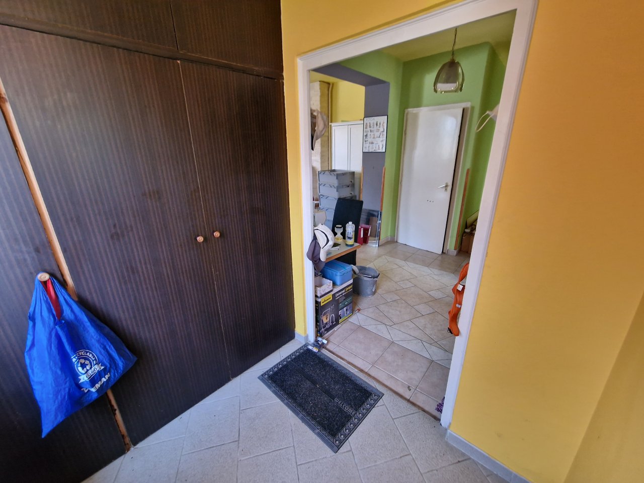 (BCA) Großes, grundsolides Haus, unterkellert, viel Platz und günstig! (HCM341-5) — Entrance ground floor