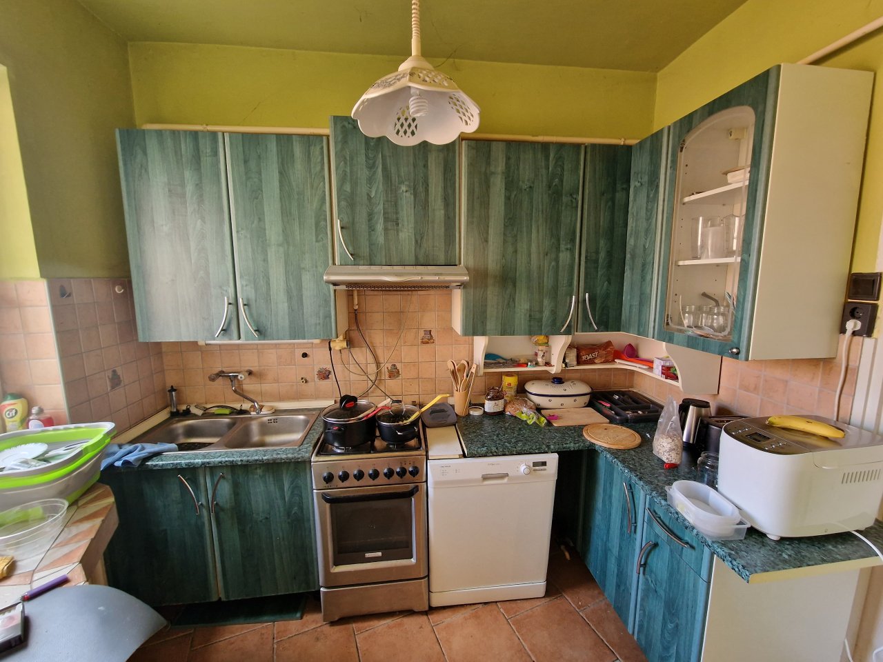 (BCA) Großes, grundsolides Haus, unterkellert, viel Platz und günstig! (HCM341-5) — kitchen ground floor