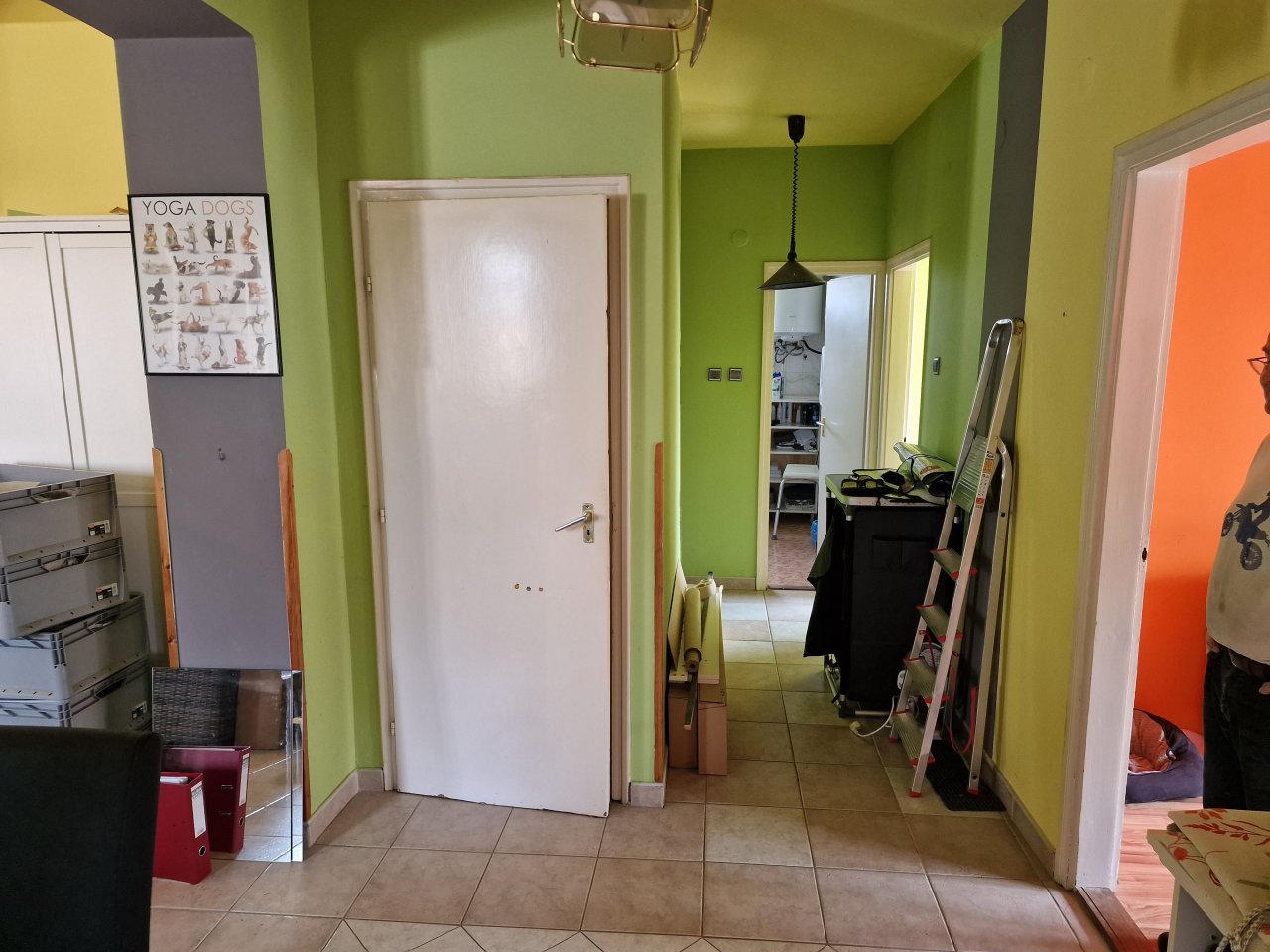 (BCA) Großes, grundsolides Haus, unterkellert, viel Platz und günstig! (HCM341-5) — Hallway ground floor