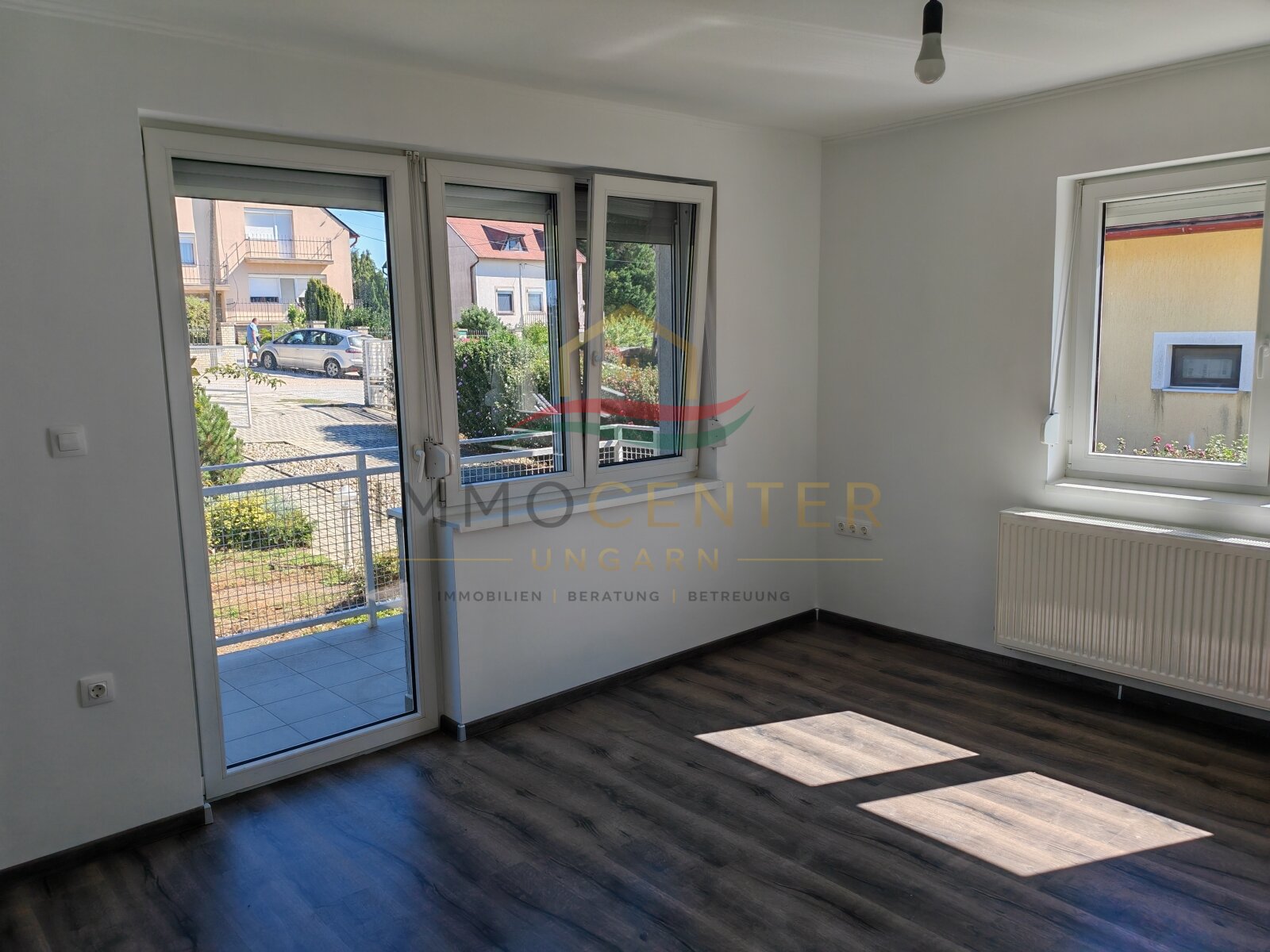 (AAA) Großes Landhaus mit Apartment & viel Staufläche, auch ideal für Handwerk oder Büro (HCM217-3) — Wohnzimmer