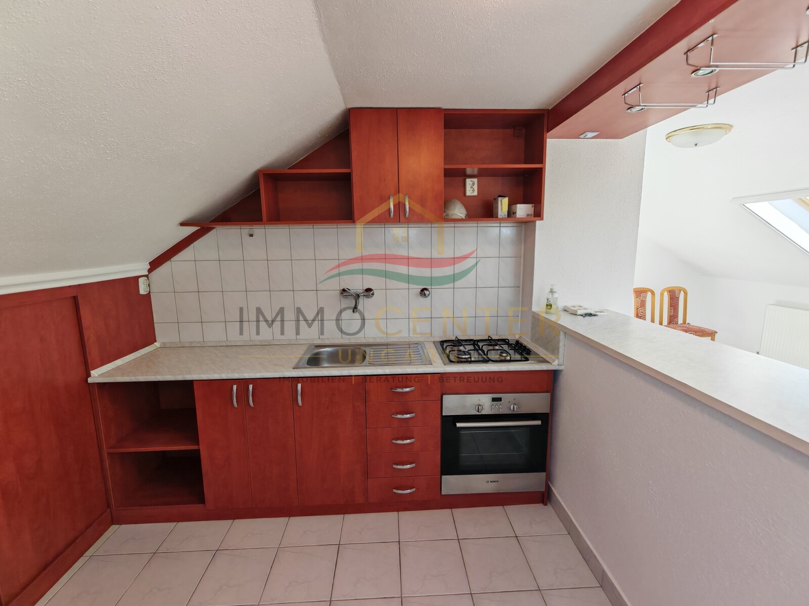(AAA) Großes Landhaus mit Apartment & viel Staufläche, auch ideal für Handwerk oder Büro (HCM217-3) — Apartment