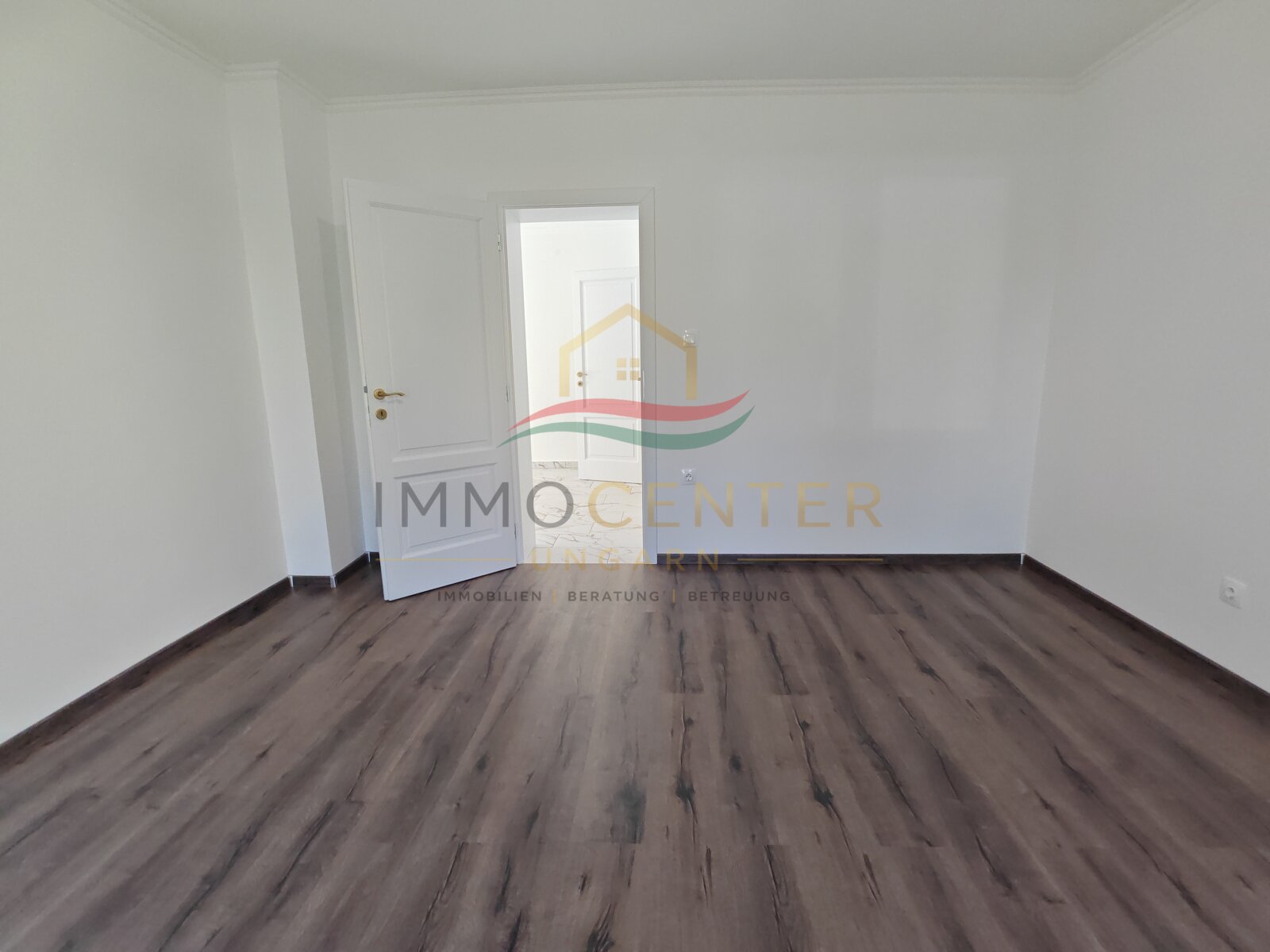 (AAA) Großes Landhaus mit Apartment & viel Staufläche, auch ideal für Handwerk oder Büro (HCM217-3) — Schlafzimmer