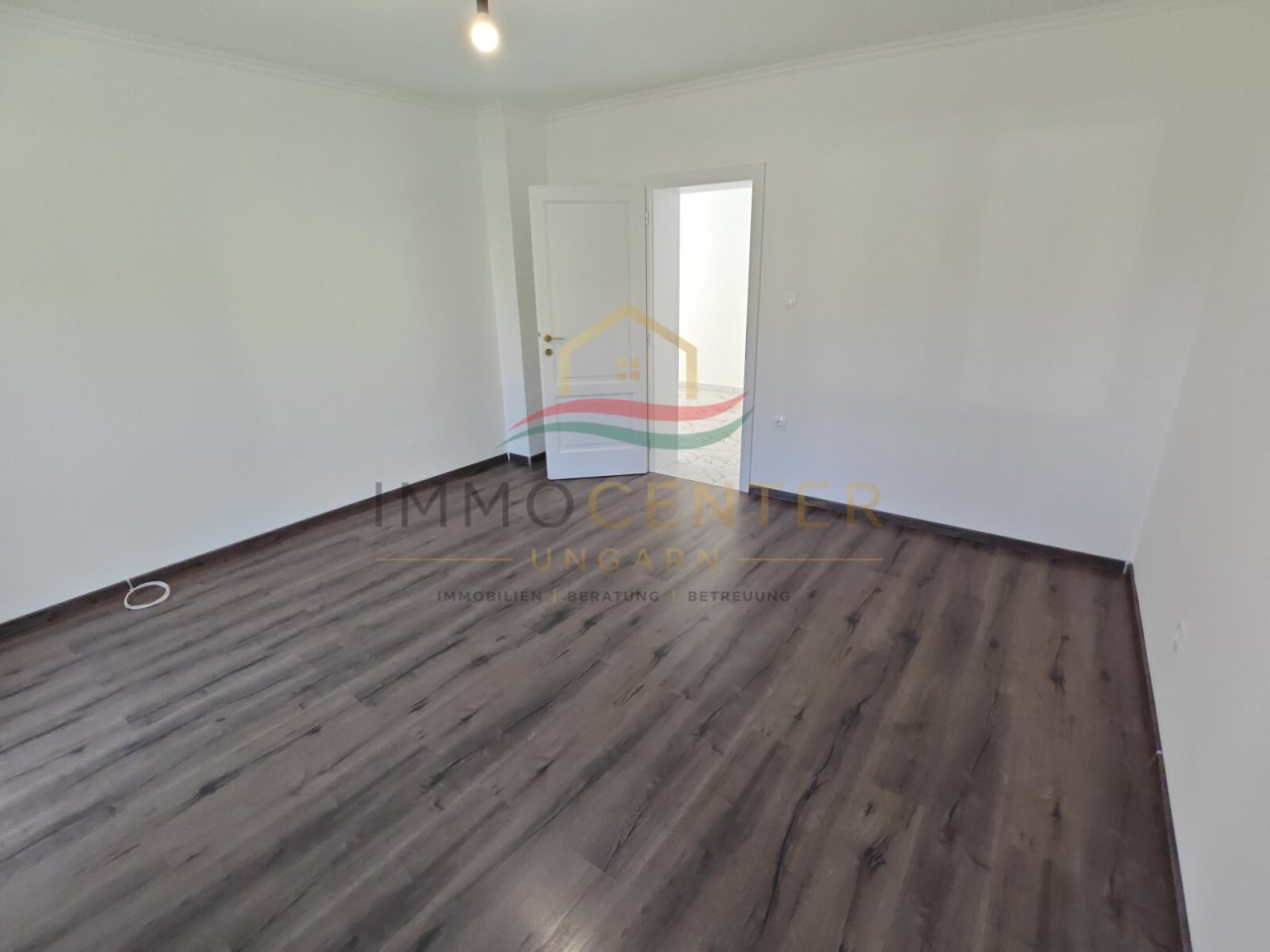 (AAA) Großes Landhaus mit Apartment &amp; viel Staufläche, auch ideal für Handwerk oder Büro (HCM217-3) — Schlafzimmer