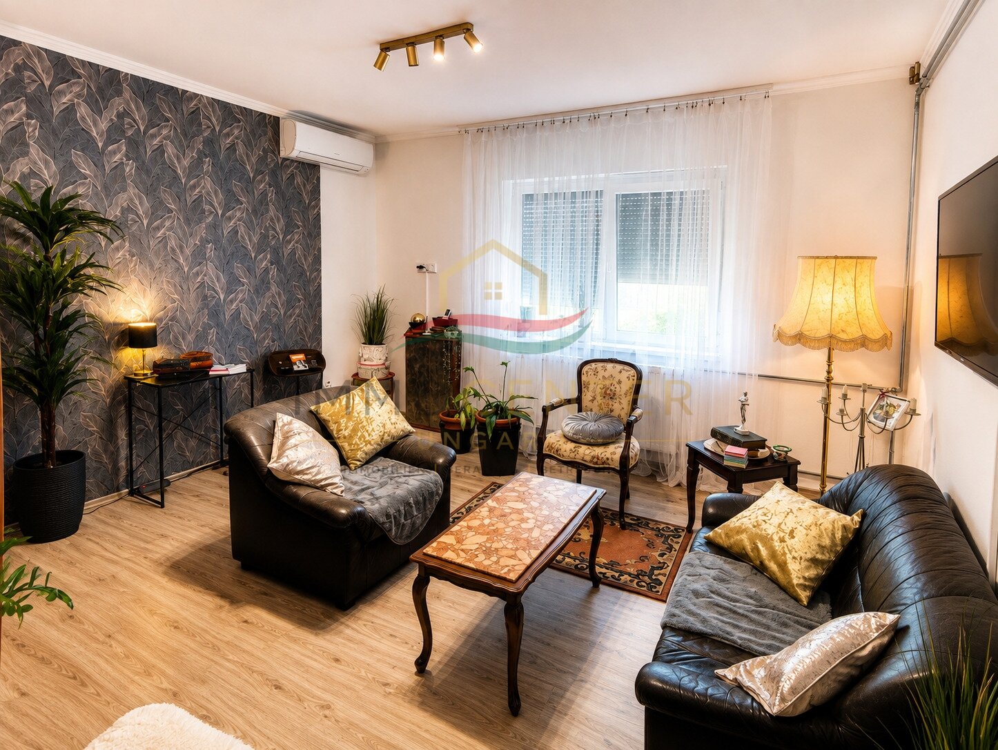 (BAA) Győr–Pinnyéd | Renoviertes Einfamilienhaus mit separater Wohneinheit, Werkstatt und Garten (LUX022)