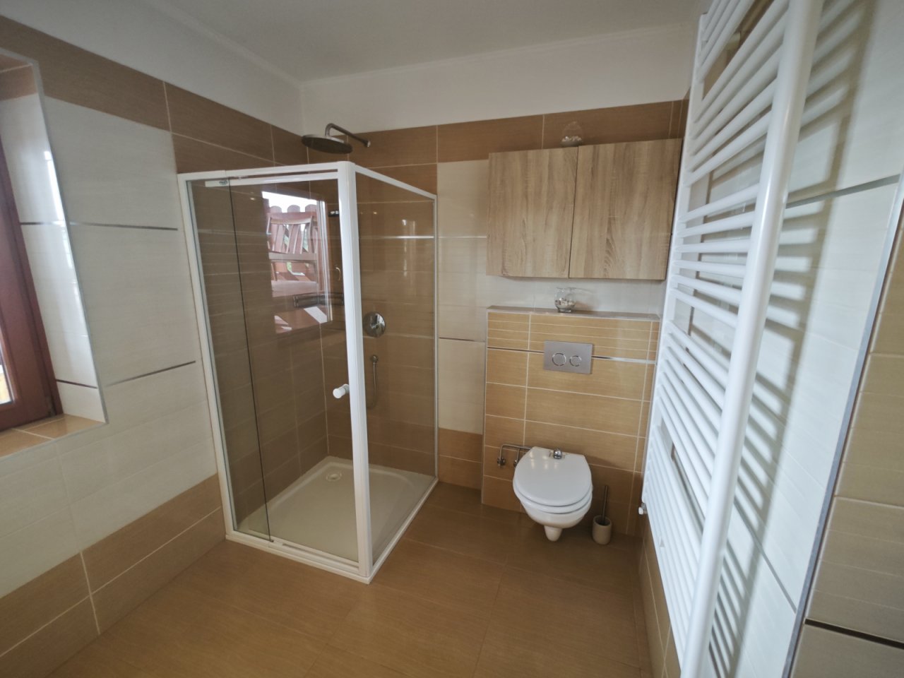 (AAAB) Schreinerei am Balaton mit vollen Auftragsbüchern &amp; Wohnhaus (CM125-2) — Wohnung unten