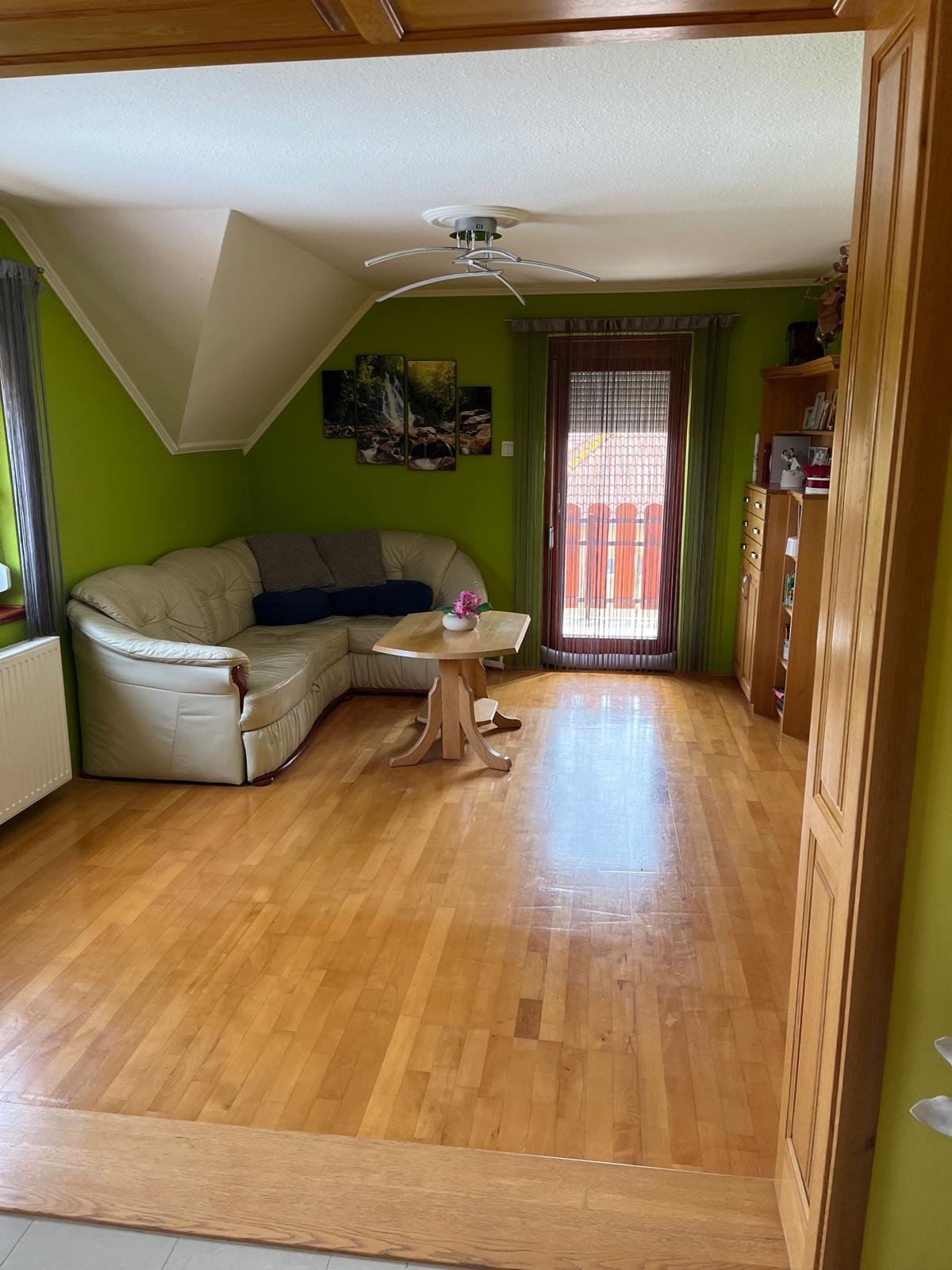 (AAAB) Schreinerei am Balaton mit vollen Auftragsbüchern & Wohnhaus (CM125-2) — Wohnung oben