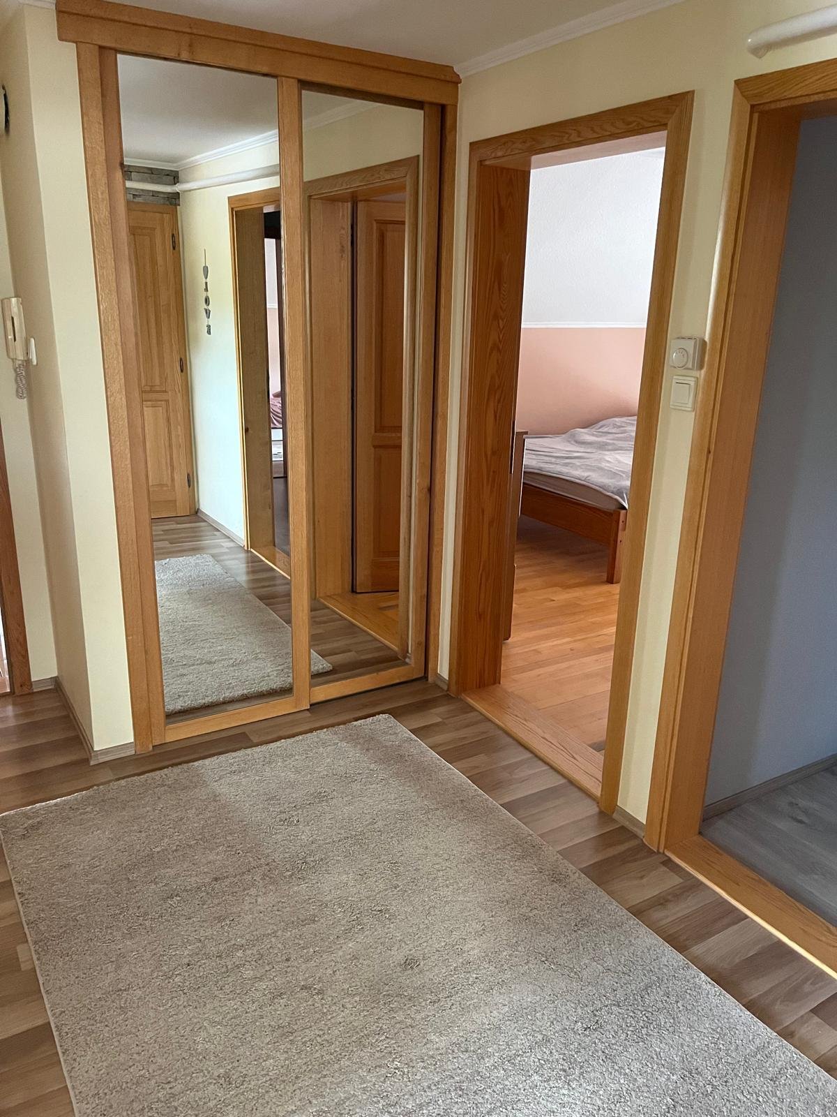 (AAAB) Schreinerei am Balaton mit vollen Auftragsbüchern & Wohnhaus (CM125-2) — Wohnung oben