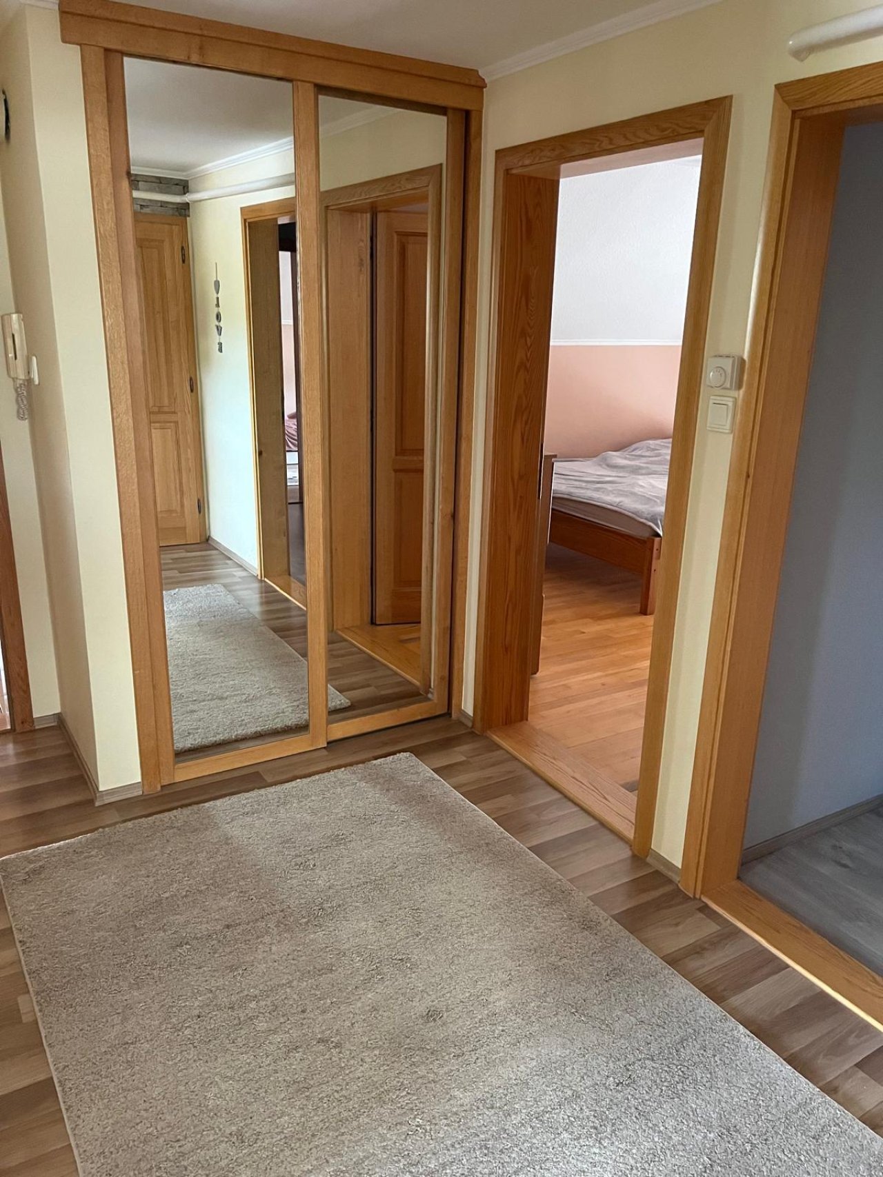 (AAAB) Schreinerei am Balaton mit vollen Auftragsbüchern &amp; Wohnhaus (CM125-2) — Wohnung oben