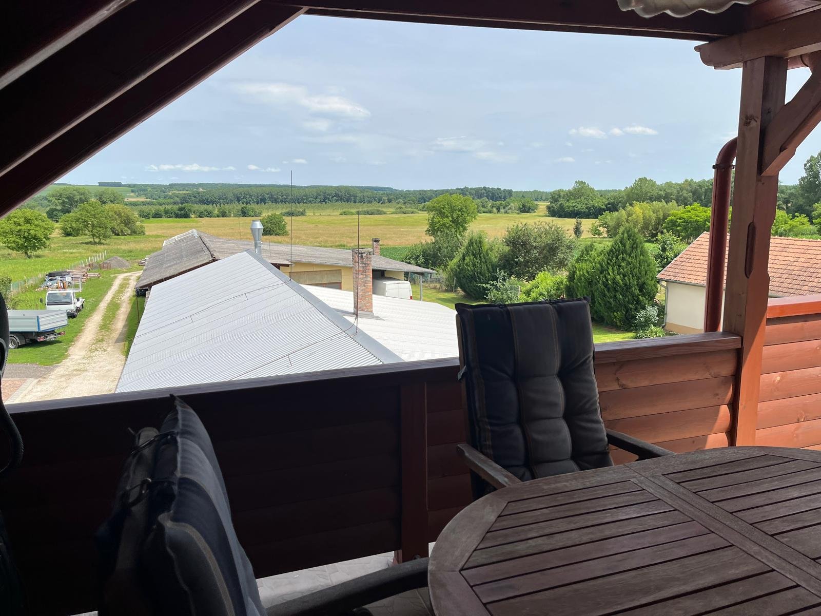 (AAAB) Schreinerei am Balaton mit vollen Auftragsbüchern & Wohnhaus (CM125-2) — Wohnung oben
