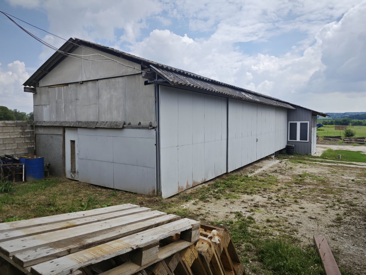 (AAAB) Schreinerei am Balaton mit vollen Auftragsbüchern &amp; Wohnhaus (CM125-2) — Schreinerei