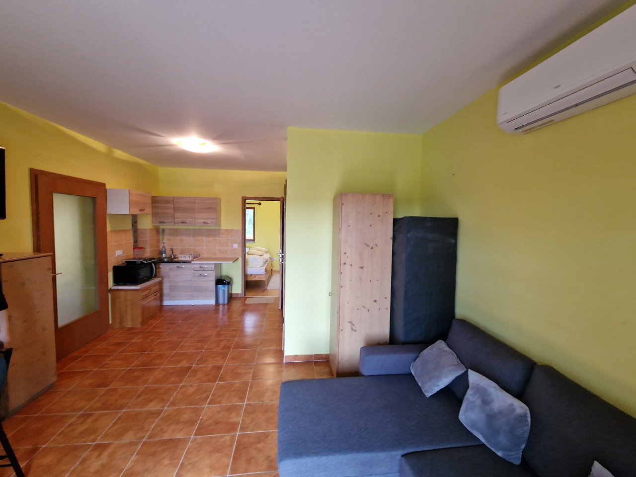 (BAA) Gemütliches Apartement mit Weitblick über den Kurort Kehida (CM005-M)