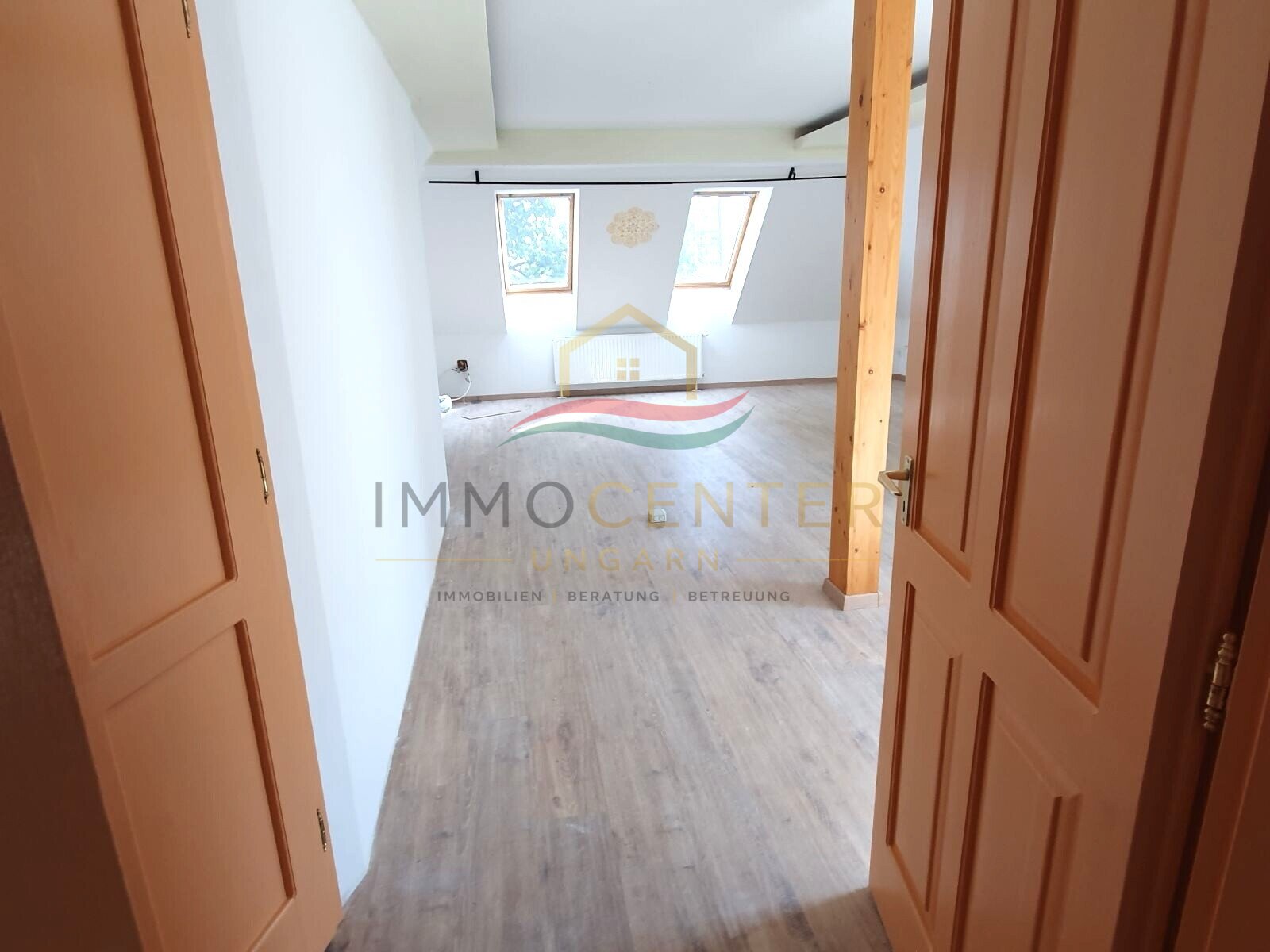 (AAA) Ungarn - nähe Hévíz - 3 Zimmer DG Wohnung mit Balkon (KK0831-2-M)