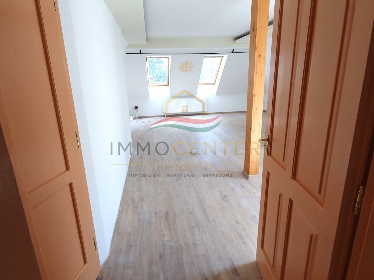 (AAA) Ungarn - nähe Hévíz - 3 Zimmer DG Wohnung mit Balkon (KK0831-2-M)