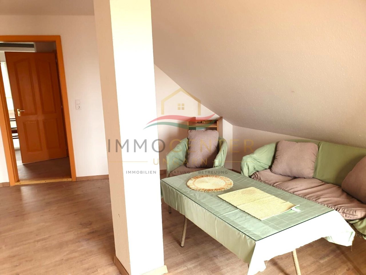 (AAA) Ungarn - nähe Hévíz - 3 Zimmer DG Wohnung mit Balkon (KK0831-2-M)